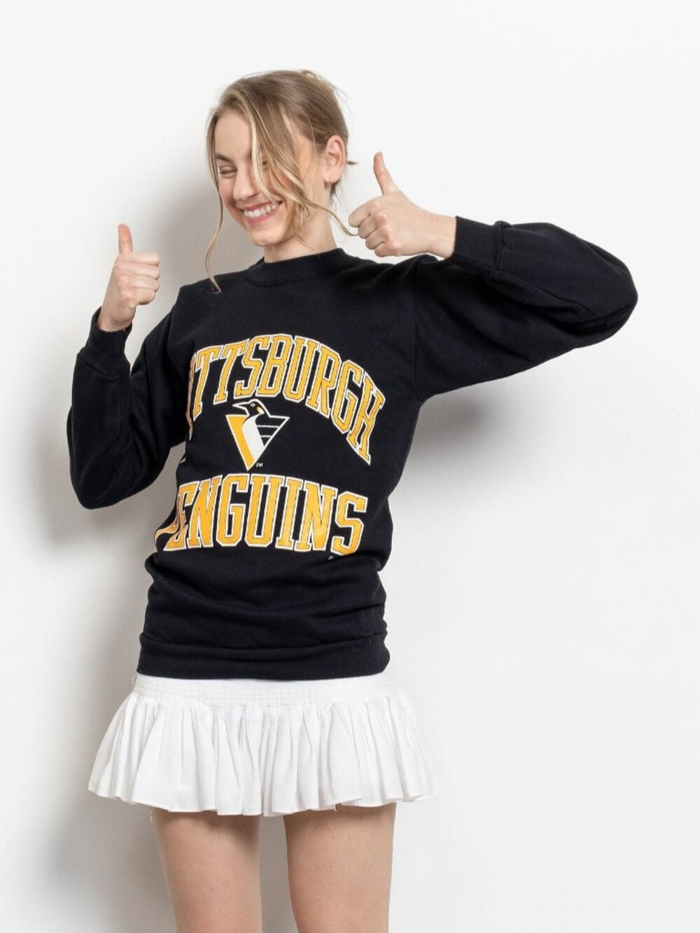 Vintage 90s Pittsburgh Penguins Sweatshirt, NHL Hockey Crew Neck